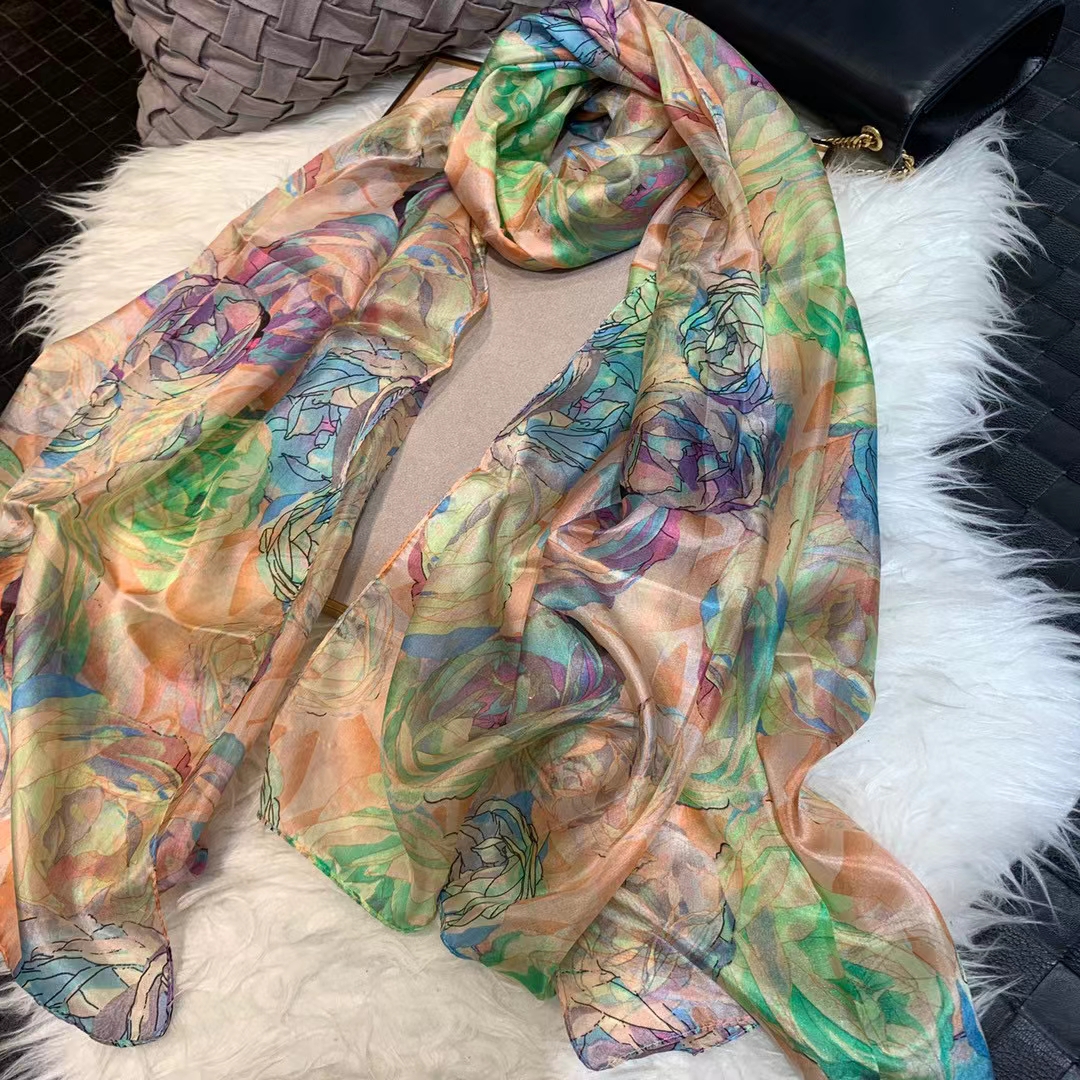 Ladies Green 100% Silk Scarf S - Shawl Wrap Winter 评论和价格
