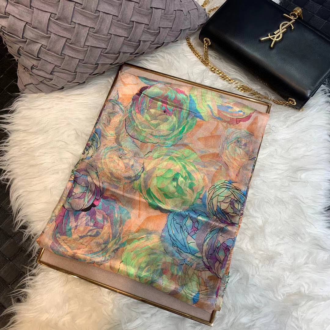 Ladies Green 100% Silk Scarf S - Shawl Wrap Winter 评论和价格
